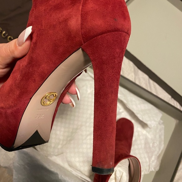 Beautiful, soft burgundy Gucci boots in size 35-1/2 - Picture 14 of 16
